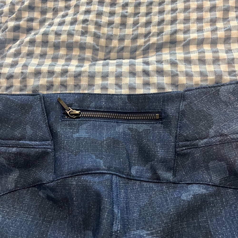 Obermeyer Women’s Ski jacket and pants - Picture 11 of 12